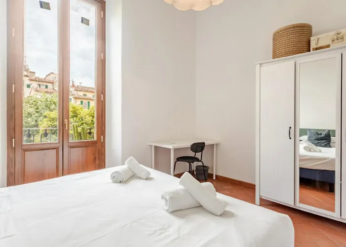 Indipendenza Flat *